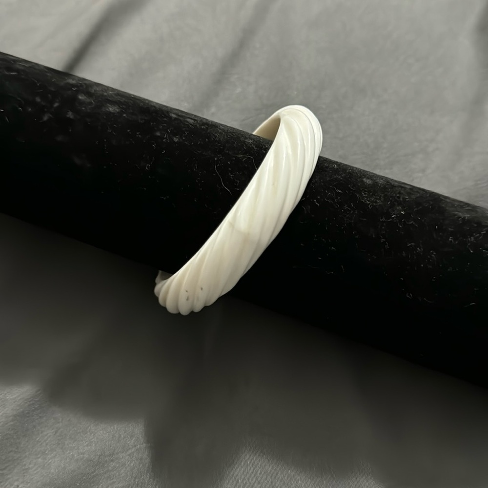 White Vintage bangle bracelet